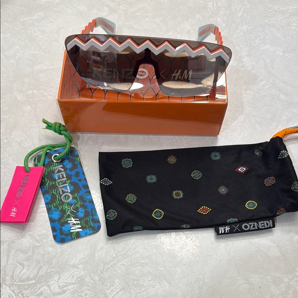 Kenzo x H&M Sunglasses with Case
